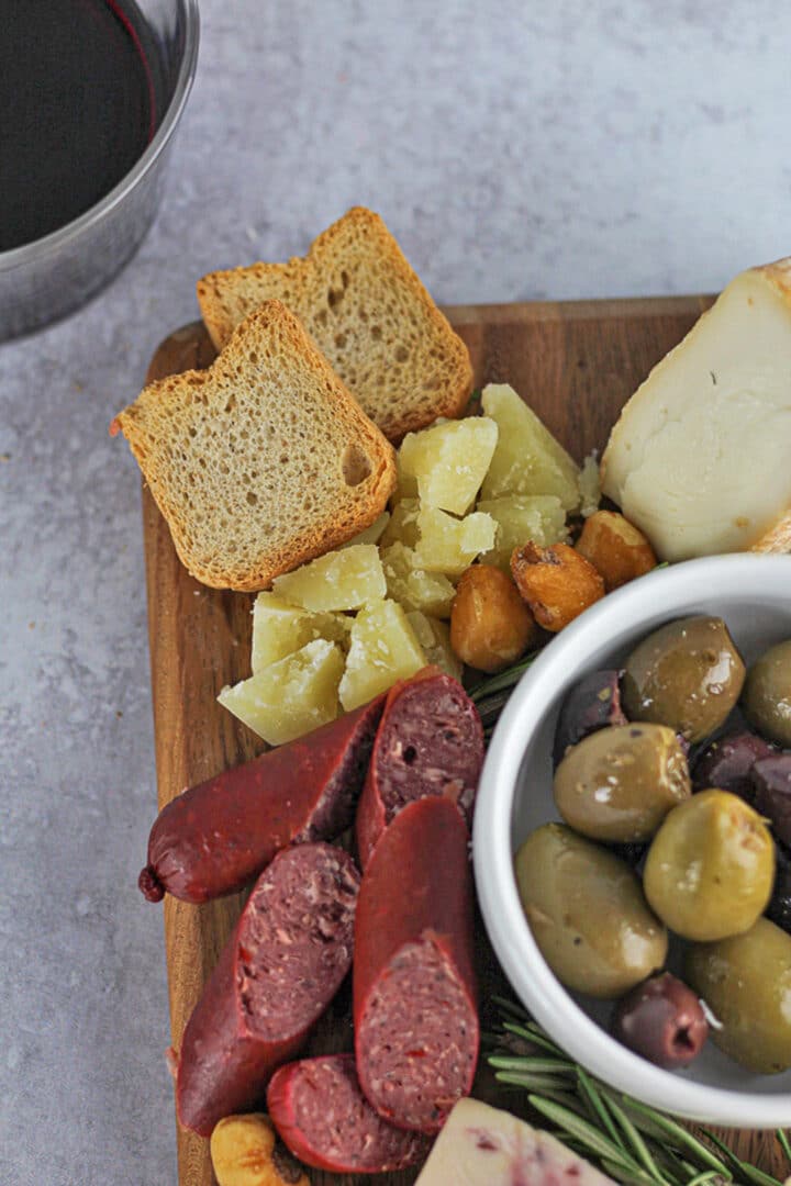 How to Make a Simple Cheese Board for Two | One Girl. One Kitchen.